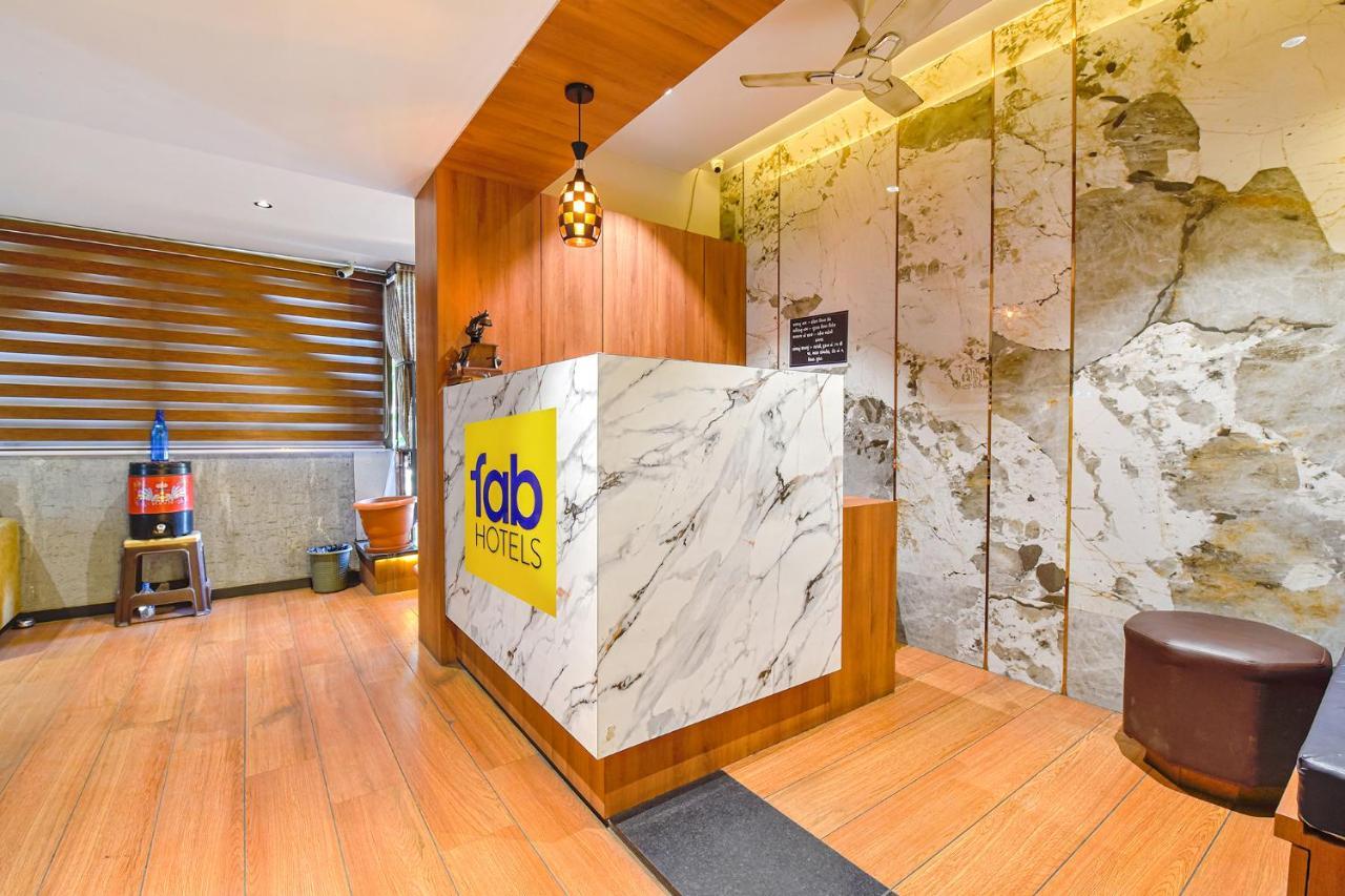 סוראט Fabhotel Udhna Inn, Near Udhna Junction מראה חיצוני תמונה
